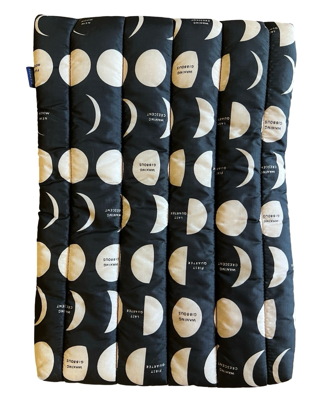BAGGU Puffy Moon Phases Black Quilted Laptop Sleeve Celestial Waning Crescent - Picture 3 of 9